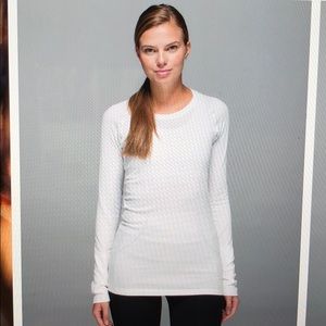 Lululemon Swiftly Tech Long Sleeve size 8